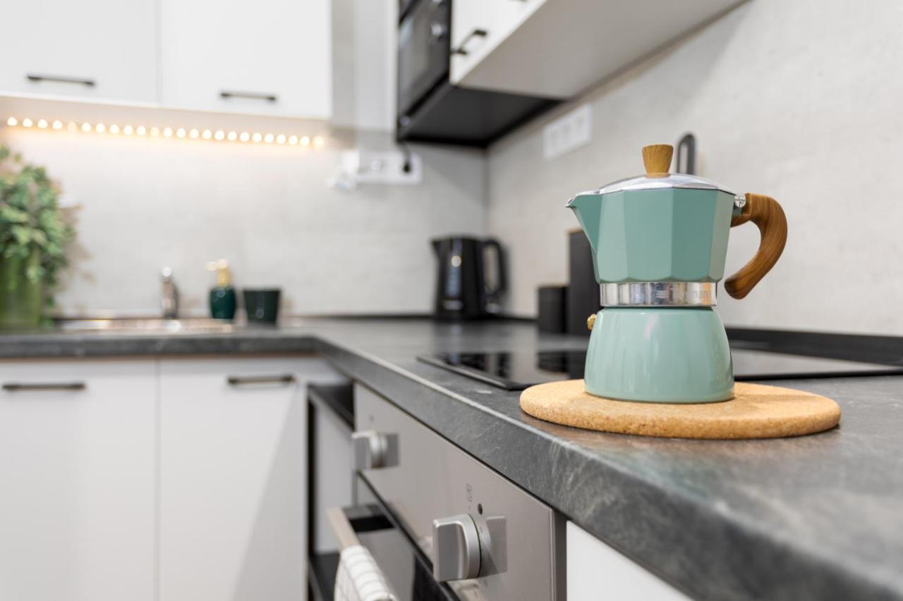 Green Goblin Apartment With Free Private Parking Budapest Luaran gambar