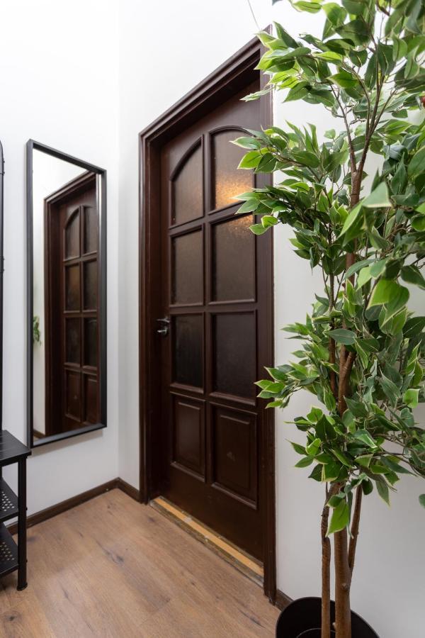Green Goblin Apartment With Free Private Parking Budapest Luaran gambar
